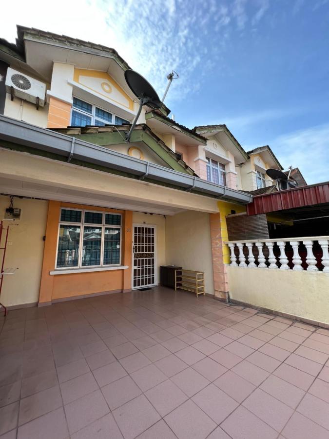 Perdana Homestay Skudai Luaran gambar